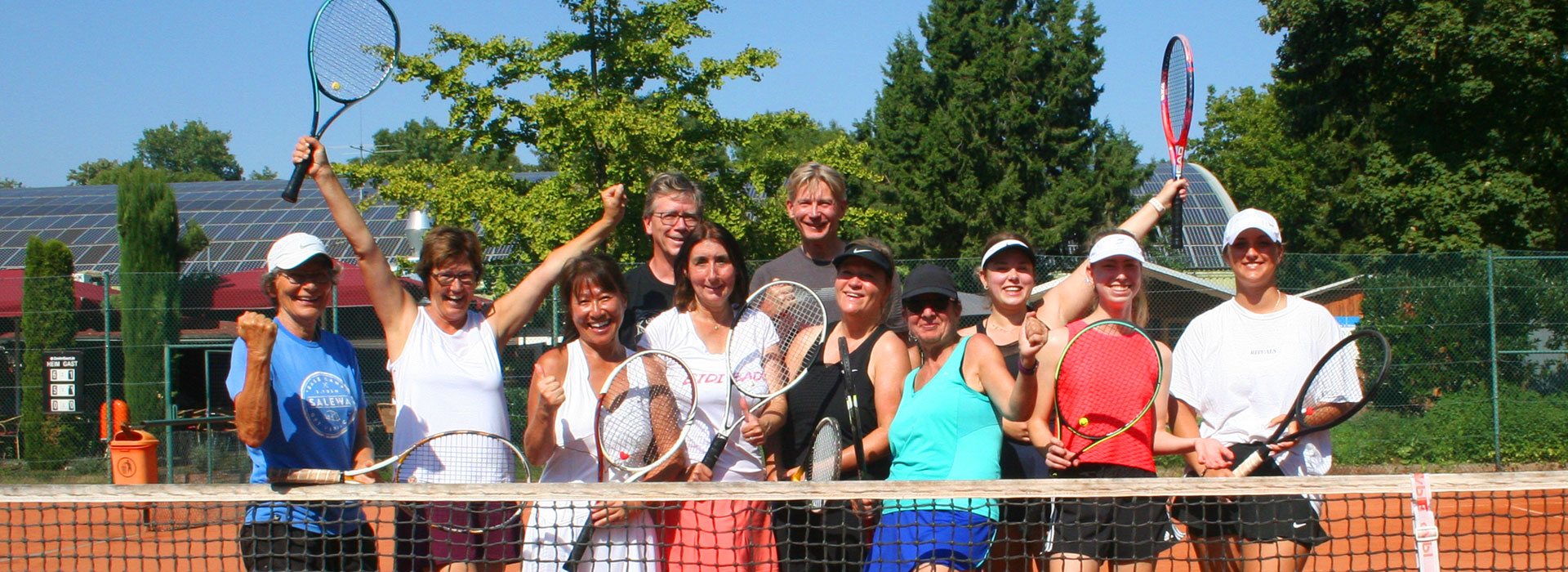 Tennis-Club-Blau-Weiss-Bornheim-Manschaften
